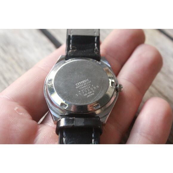 Vintage 1987 Citizen Automatic Mens Silver Watch W/daydate & Gold accents - Picture 3 of 8